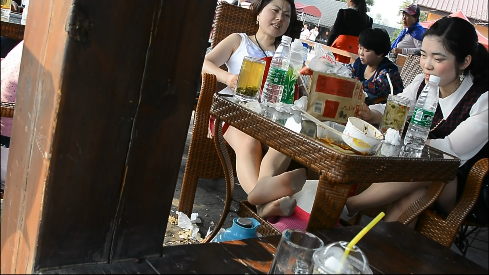 streetsnapnylon[00 01 02][20181203 224247 7]